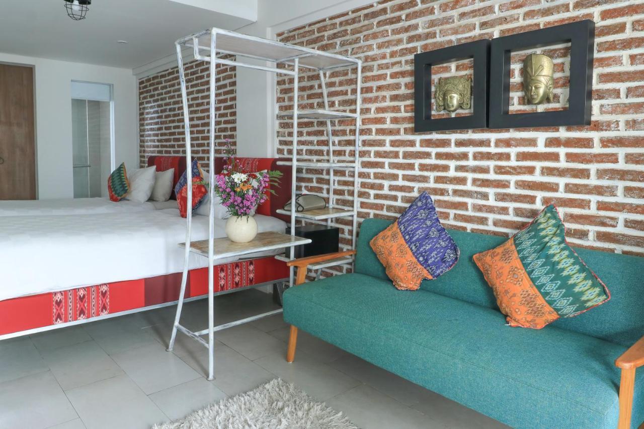 Base Guest House Canggu Екстериор снимка